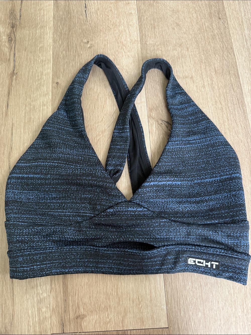 Echt Sports Bra New without tag. size small